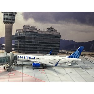 United Airlines 美国联合航空 Boeing 757-200 N48127  NG53180 NGmodels 1:400