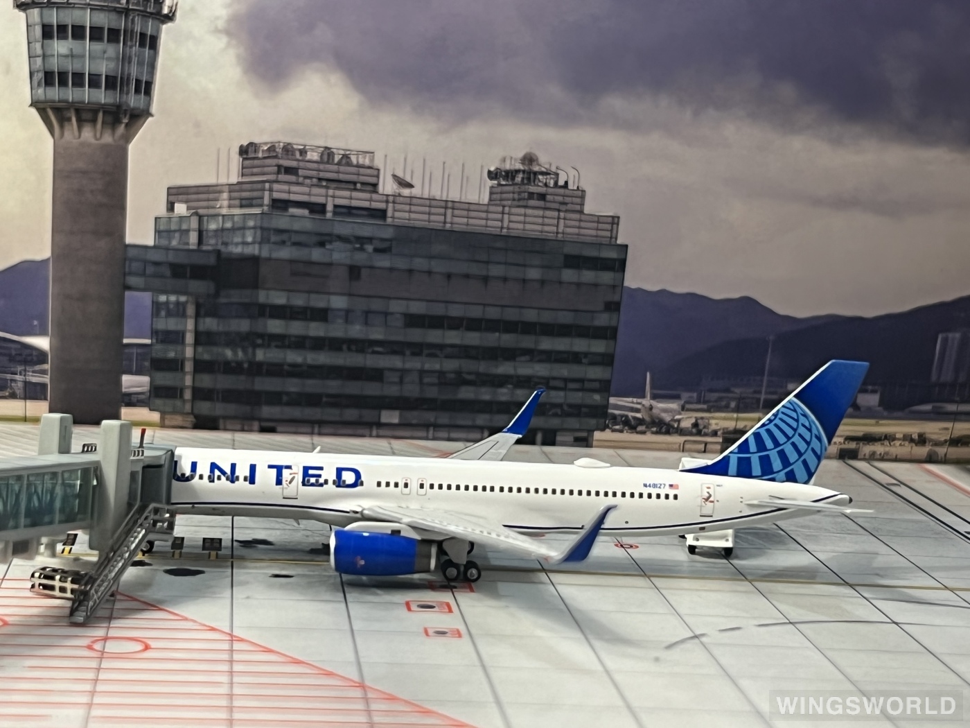NGmodels 1:400 NG53180 United Airlines 美国联合航空 Boeing 757-200 N48127