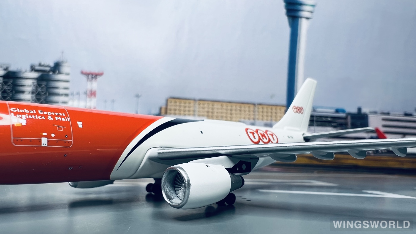 AeroClassics 1:400 ACOOTZC TNT 天地 Airbus A300-600 OO-TZC