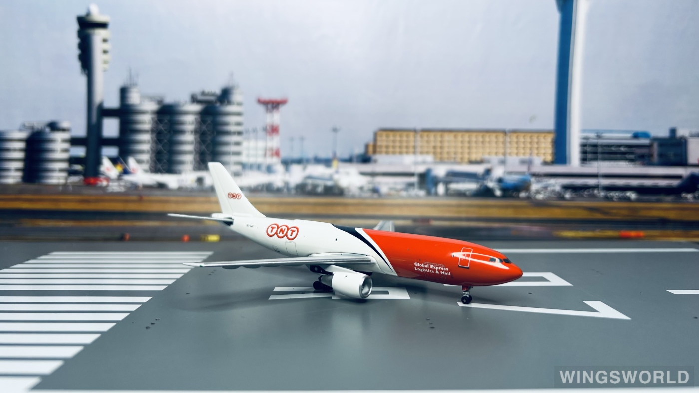 AeroClassics 1:400 ACOOTZC TNT 天地 Airbus A300-600 OO-TZC