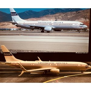 United Airlines 美国联合航空 Boeing 737-900ER N75435  NG79010 NGmodels 1:400