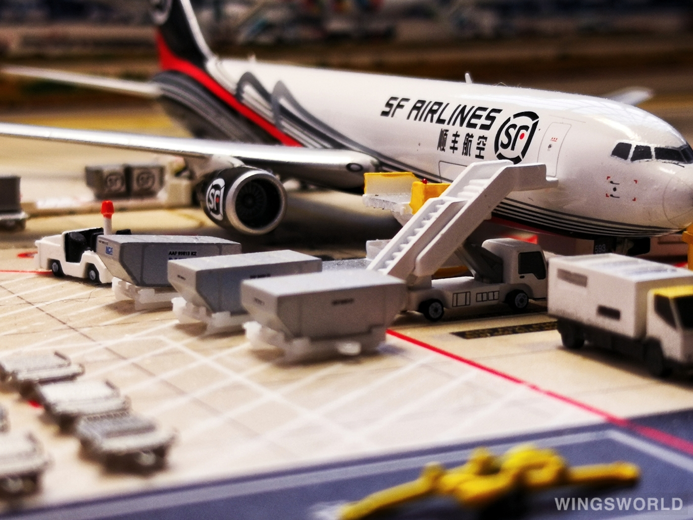 Phoenix 1:400 PH11259 SF Airlines 顺丰航空 Boeing 767-300 B-7593