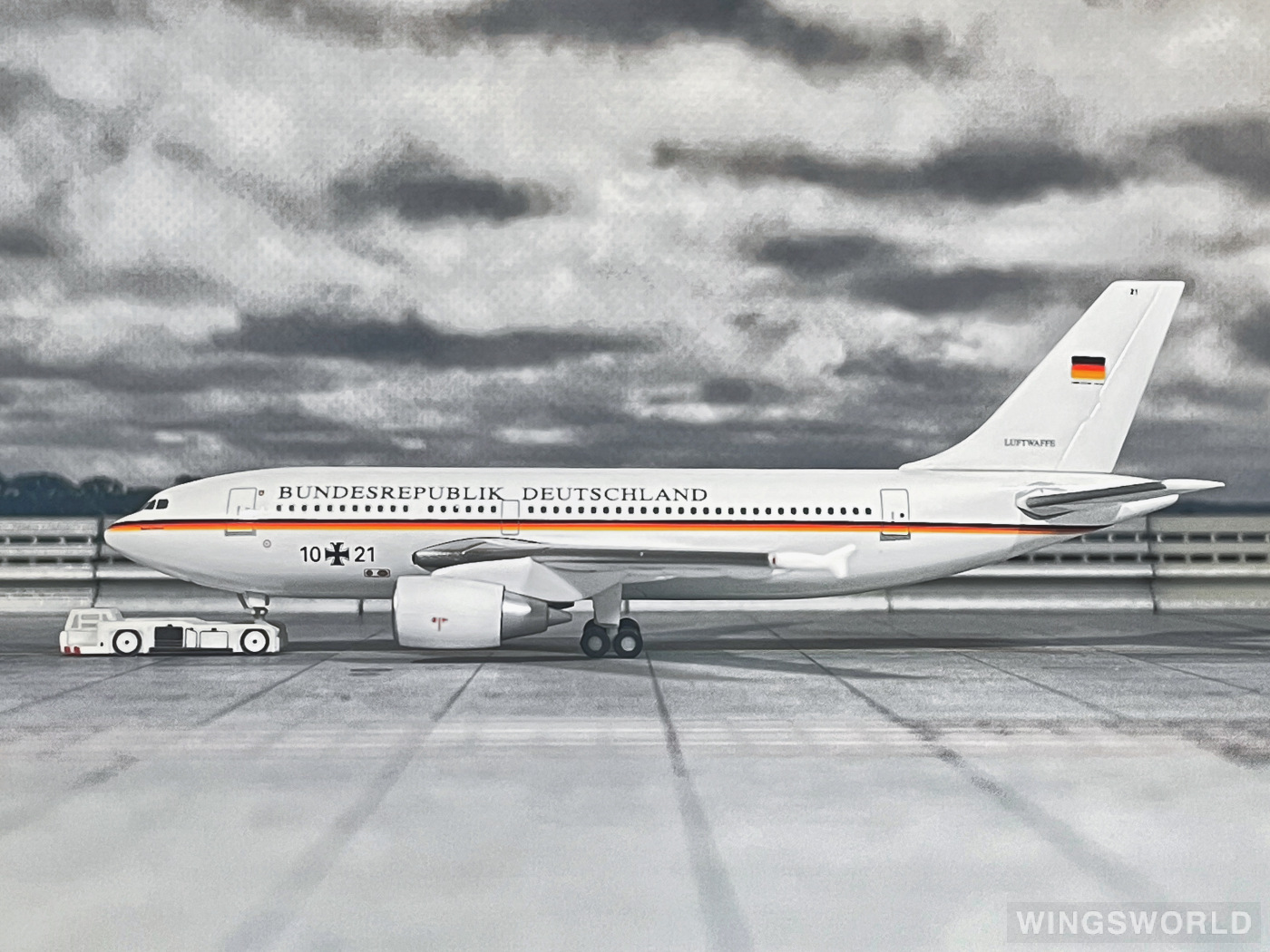 Herpa 1:400 561242 Luftwaffe 德国空军 Airbus A310-300 10+21