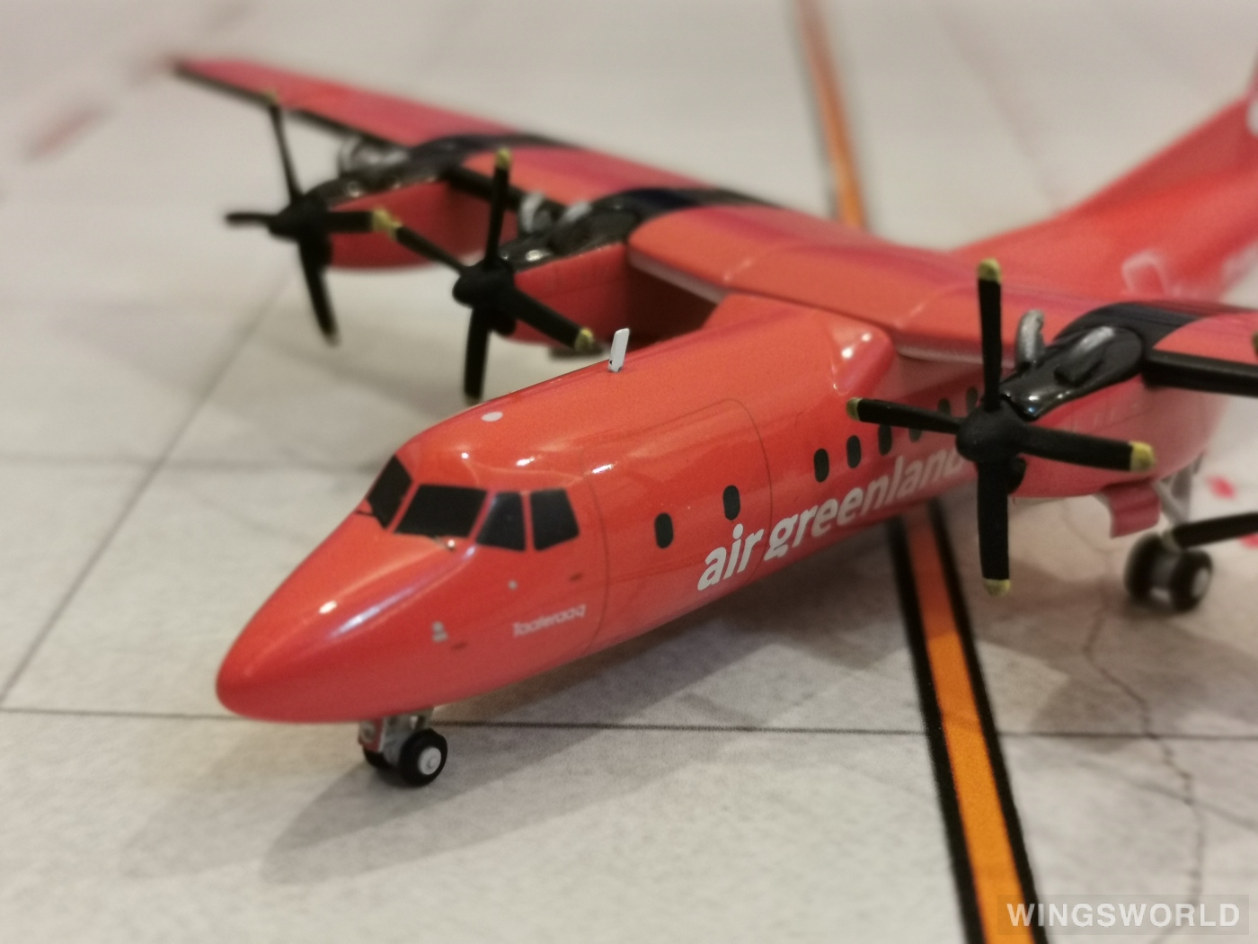 Herpa 1:200 571166 Air Greenland 格陵兰航空 de Havilland Canada Dash 7 OY-GRE