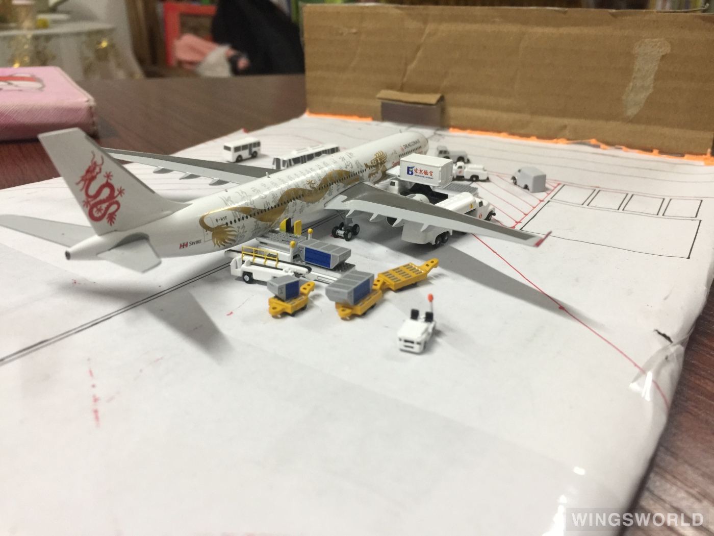 JC Wings 1:400 XX4109 Dragonair 港龙航空 Airbus A330-300 B-HYF