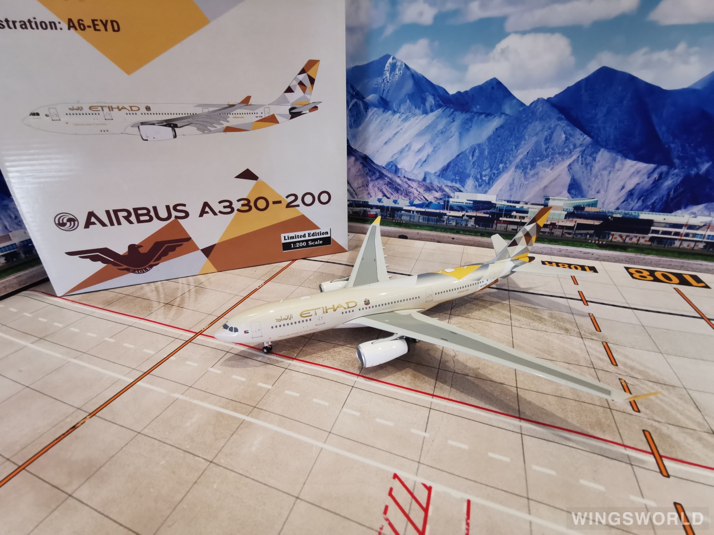 Eagle 1:200 EA100015 Etihad Airways 阿提哈德航空 Airbus A330-200 A6-EYD