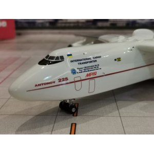 Antonov 安东诺夫 Antonov An-225 CCCP-82060  555814 Herpa 1:200