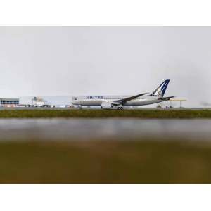 United Airlines 美国联合航空 Boeing 787-8 N20904 