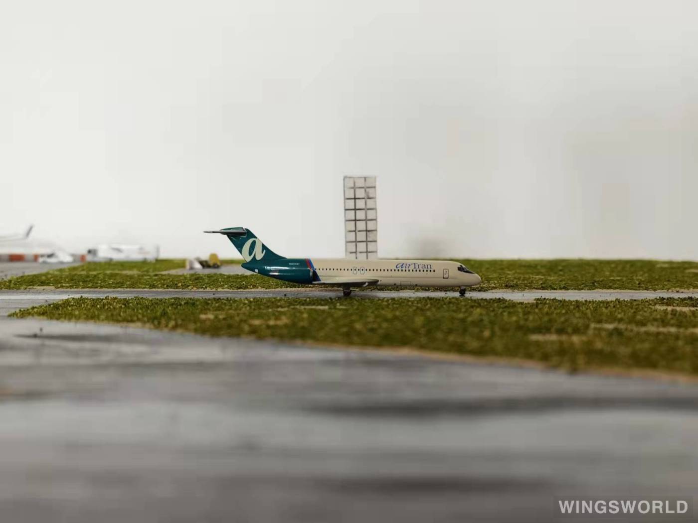 Geminijets 1:400 GJTRS478 AirTran Airways 穿越航空 McDonnell Douglas DC-9 N837AT