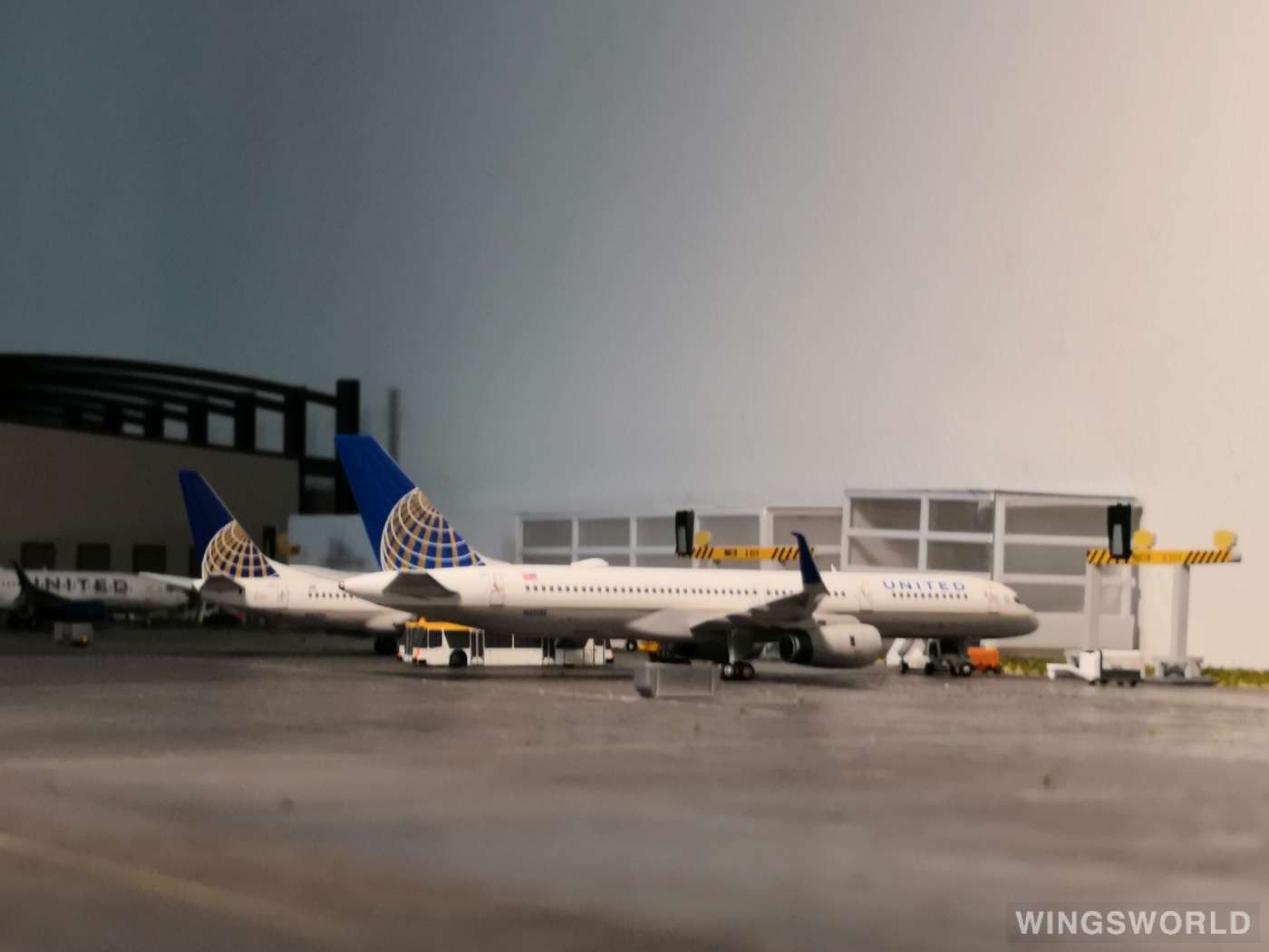 NGmodels 1:400 NG53179 United Airlines 美国联合航空 Boeing 757-200 N41135