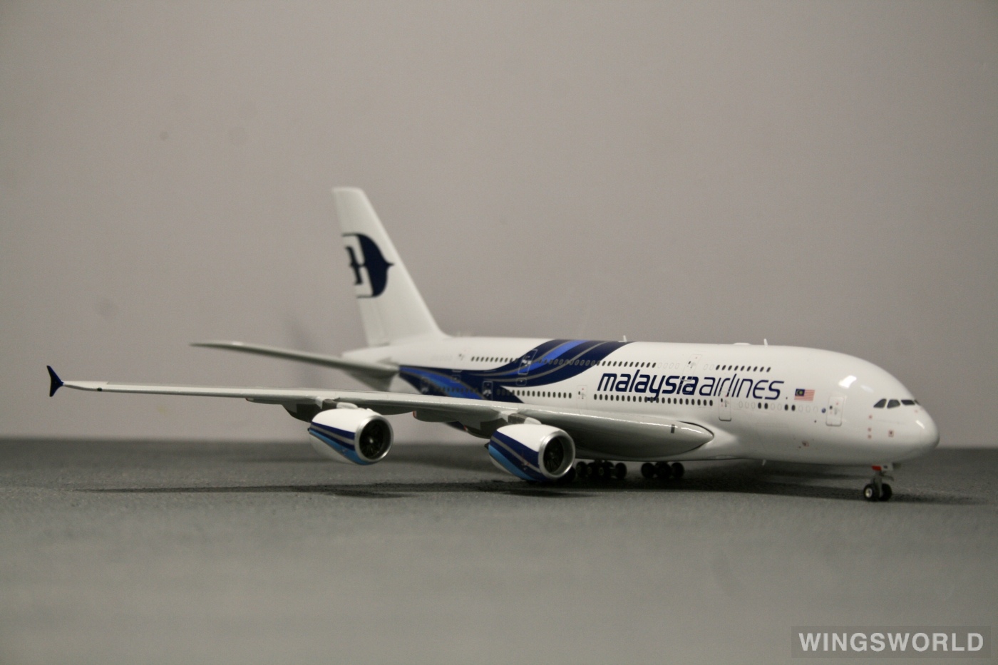 Phoenix 1:400 Airbus A380-800 Malaysia Airlines 马来西亚航空