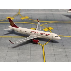 Juneyao Airlines 吉祥航空 Airbus A320 B-8035  AC4B8035 AeroClassics 1:400