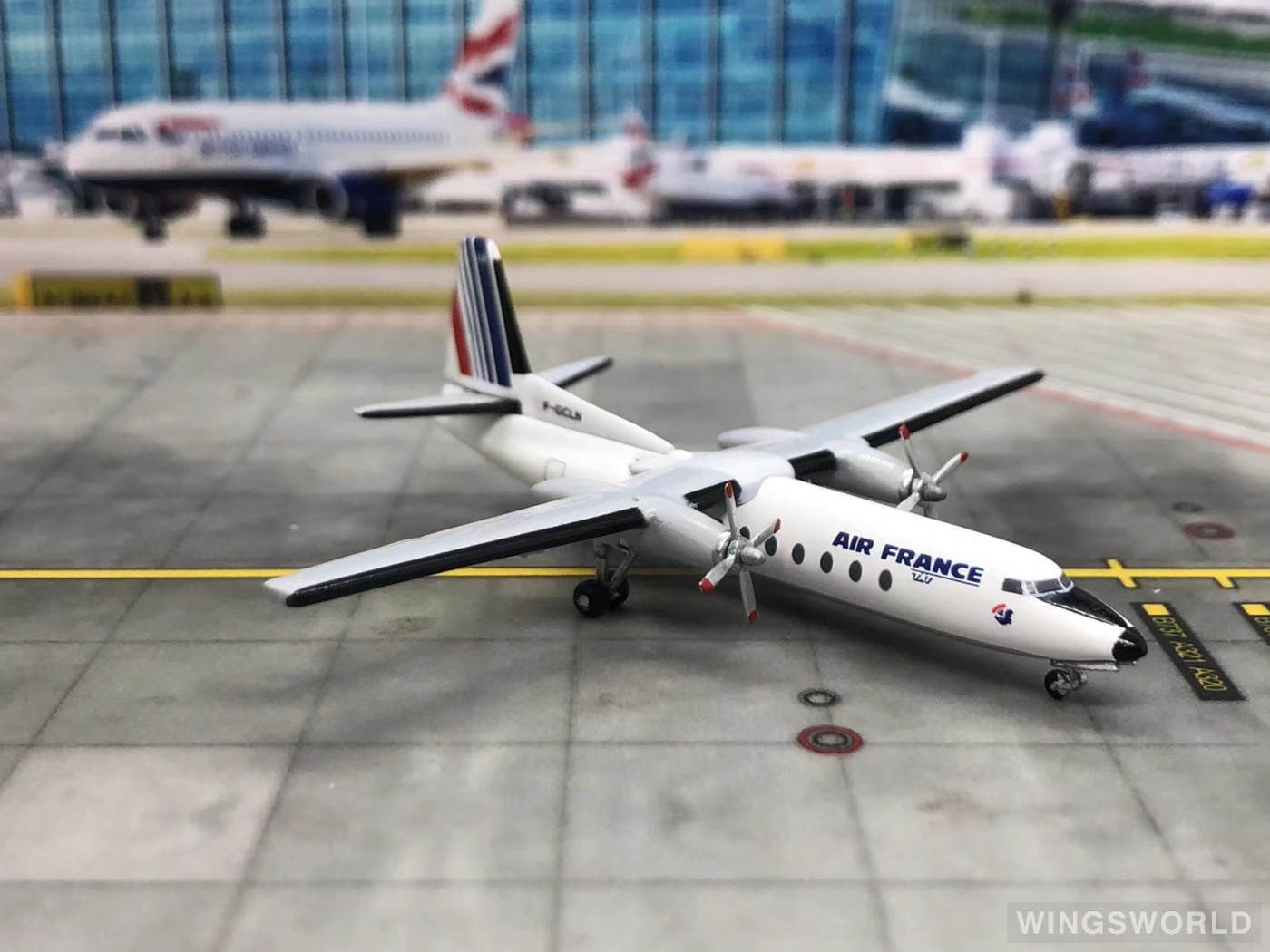 AeroClassics 1:400 AC419741 Air France 法国航空 Fairchild F-227 F-GCLN