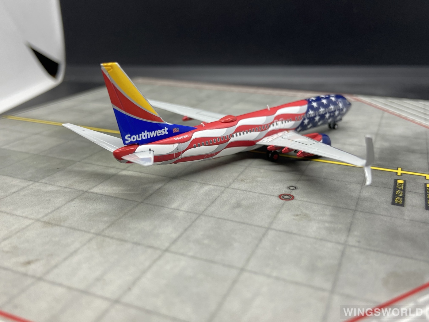 Geminijets 1:400 GJSWA2039 Southwest Airlines 美国西南航空 Boeing 737-800 N500WR