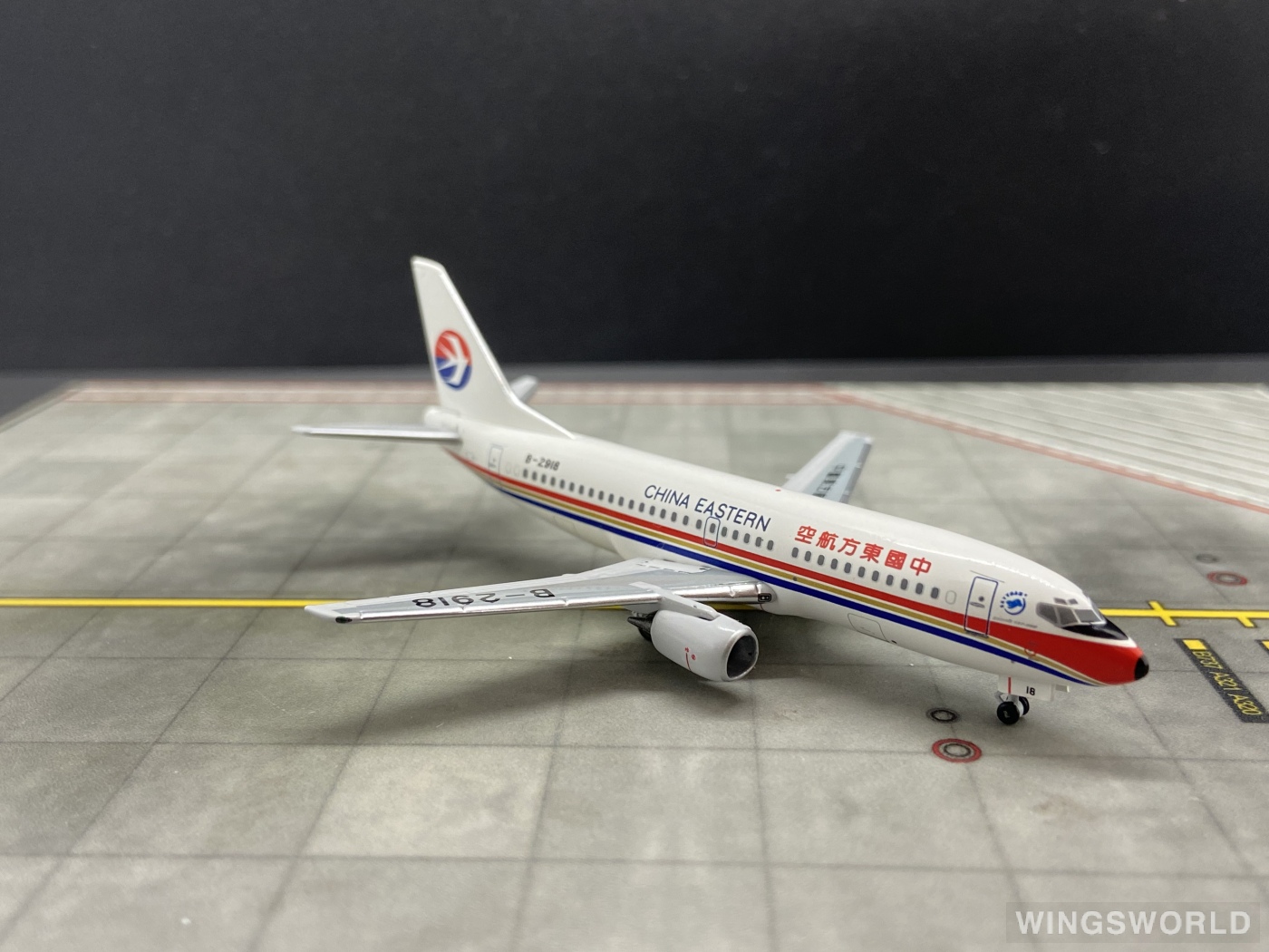 AeroClassics 1:400 ACB2918 China Eastern 中国东方航空 Boeing 737-300 B-2918