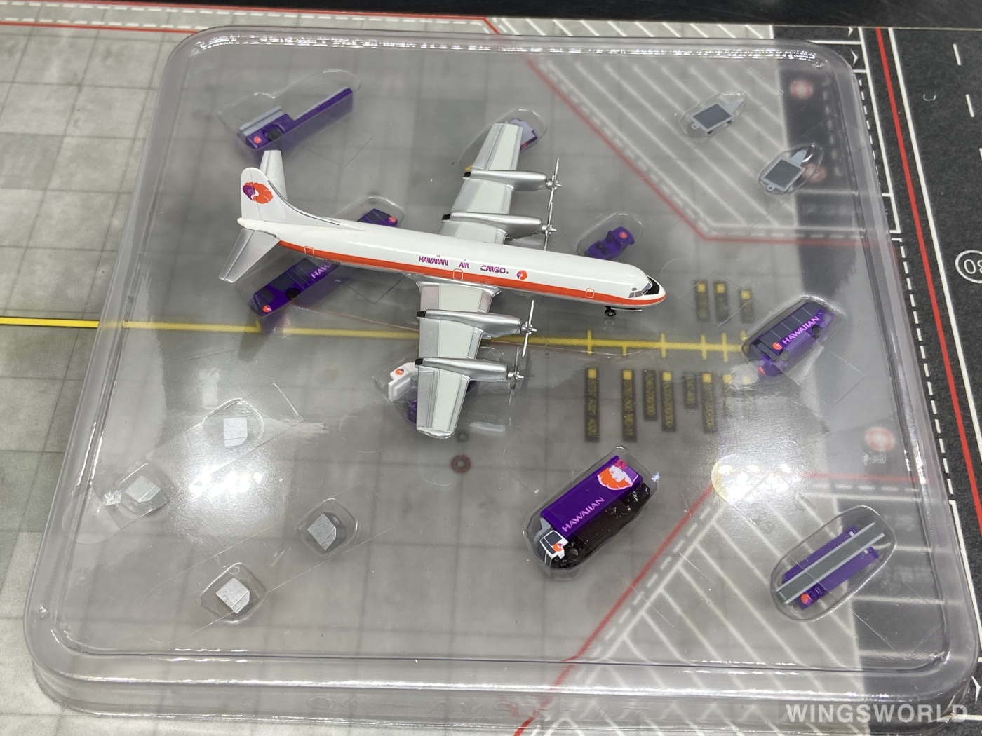 Jet-X 1:400 JX055 Hawaiian Airlines 夏威夷航空 Lockheed L-188 Electra N5525
