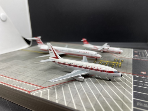FAT 远东航空 Boeing 737-200 B-2607  ACB2607 AeroClassics 1:400