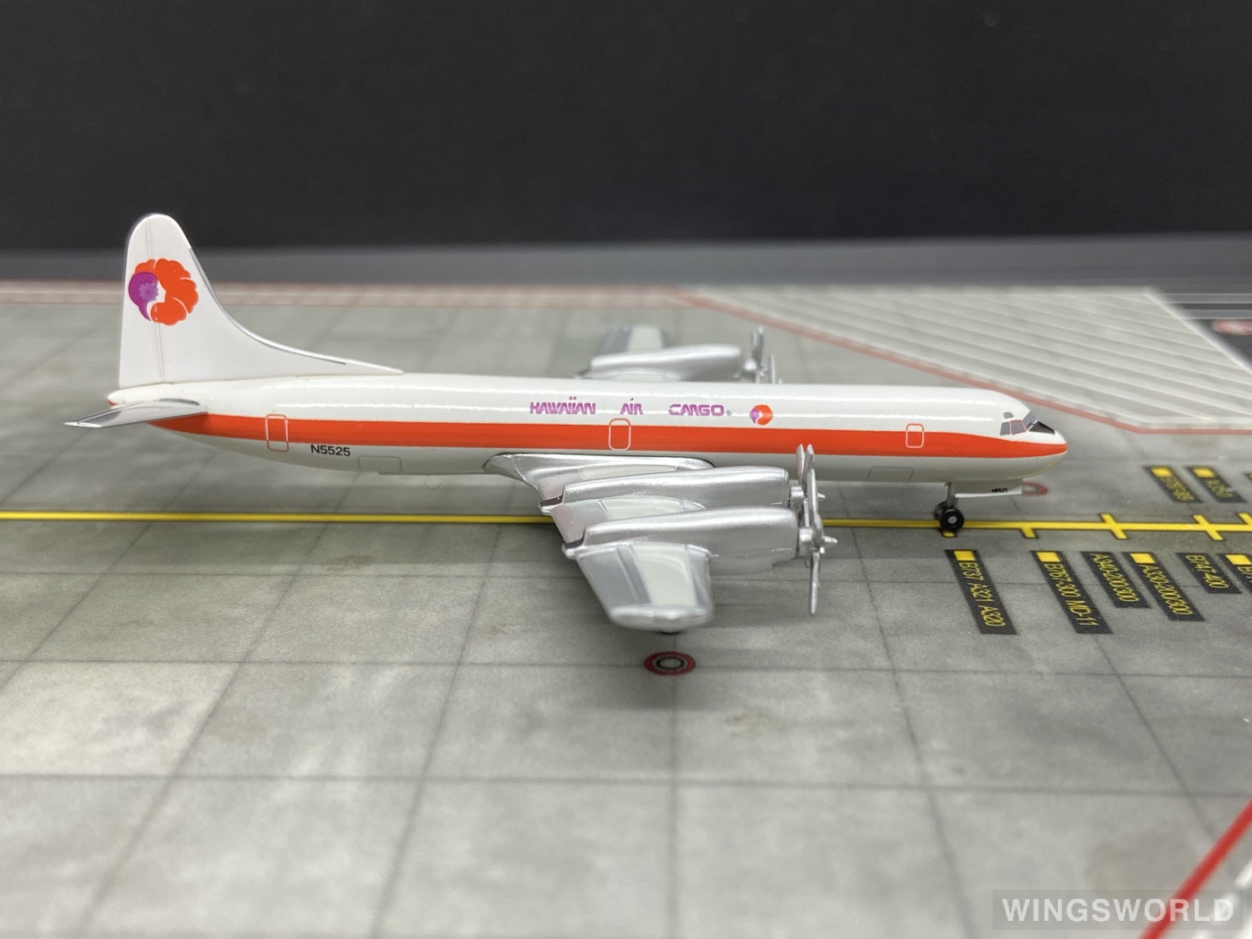 Jet-X 1:400 JX055 Hawaiian Airlines 夏威夷航空 Lockheed L-188 Electra N5525