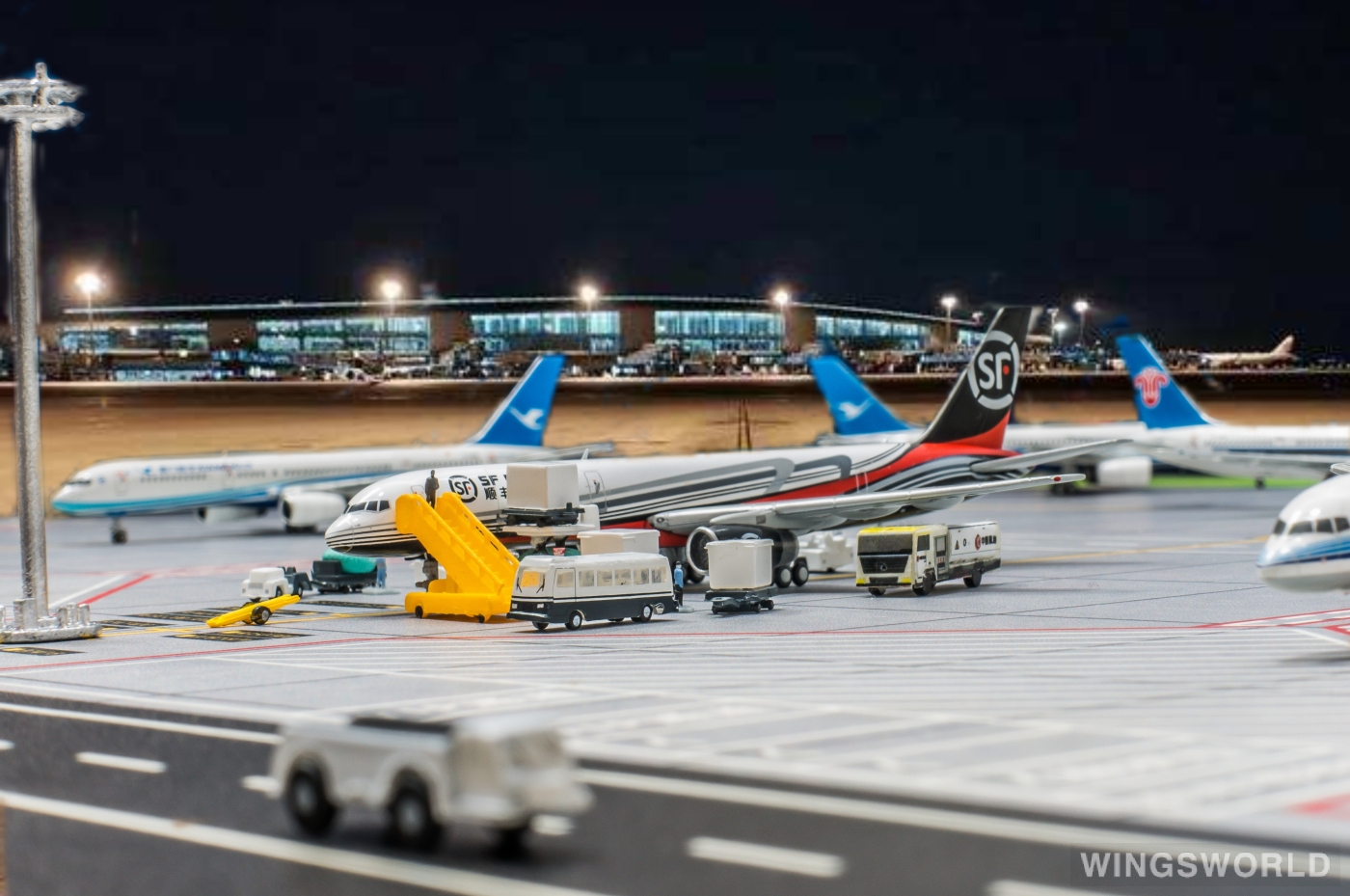 JC Wings 1:400 XX4730 SF Airlines 顺丰航空 Boeing 757-200 B-7082