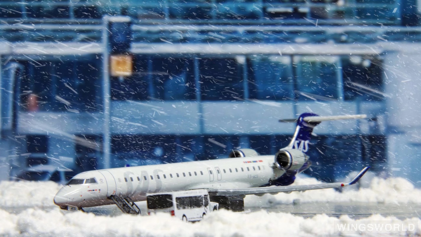 Geminijets 1:400 GJSAS1979 SAS 北欧航空 Bombardier CRJ900 ES-ACG