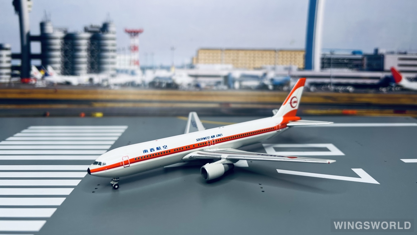 Geminijets 1:400 GJSWL603-3 Southwest Air Lines 日本南西航空 Boeing 767-200 JA8267