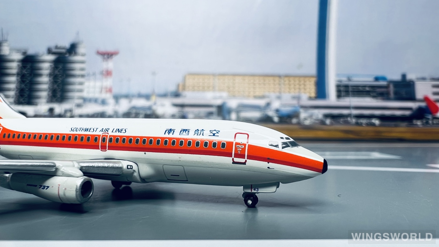 Geminijets 1:400 GJSWL603-2 Southwest Air Lines 日本南西航空 Boeing 737-200 JA8443