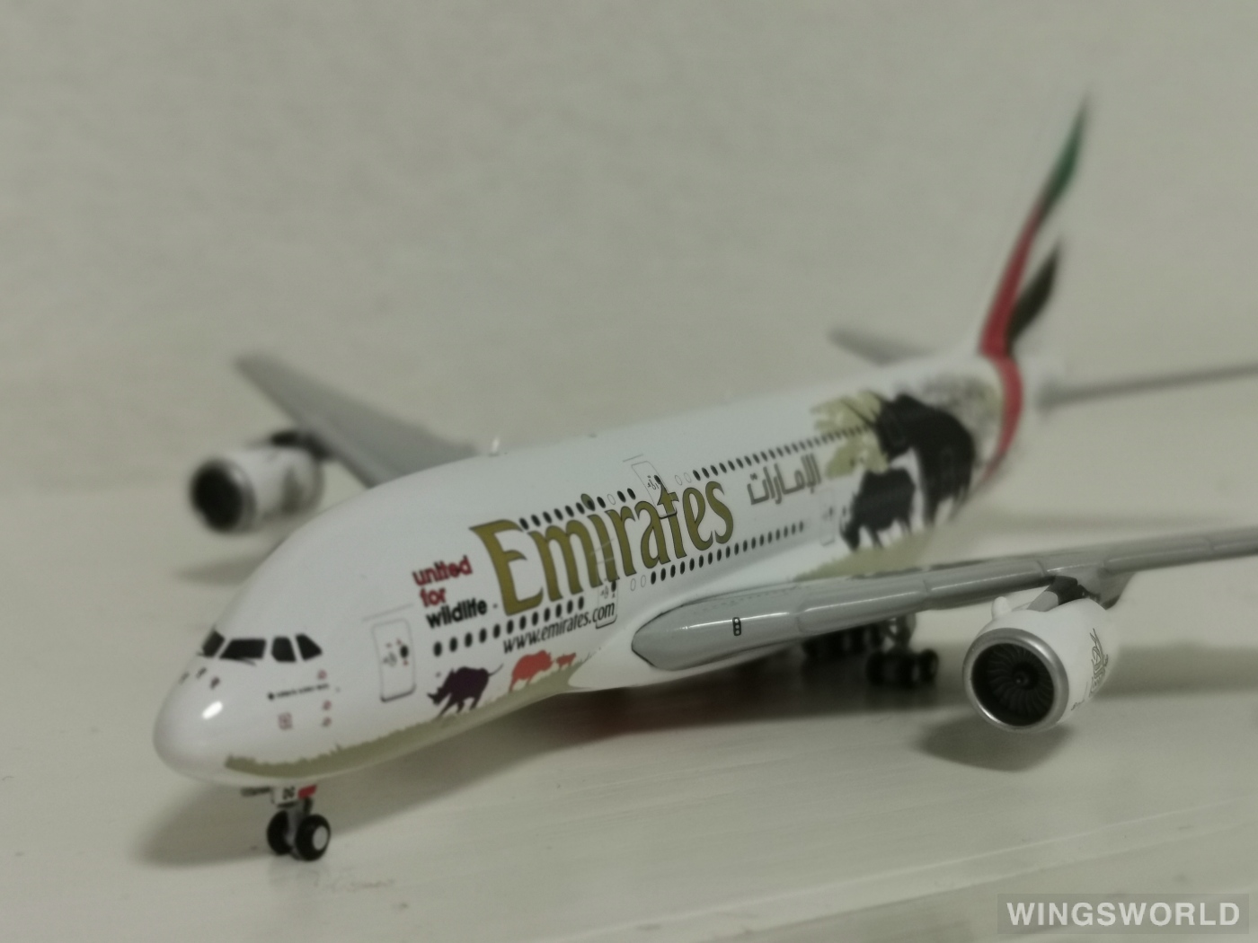 Geminijets 1:400 GJUAE1551 Emirates 阿联酋航空 Airbus A380-800 A6-EDG