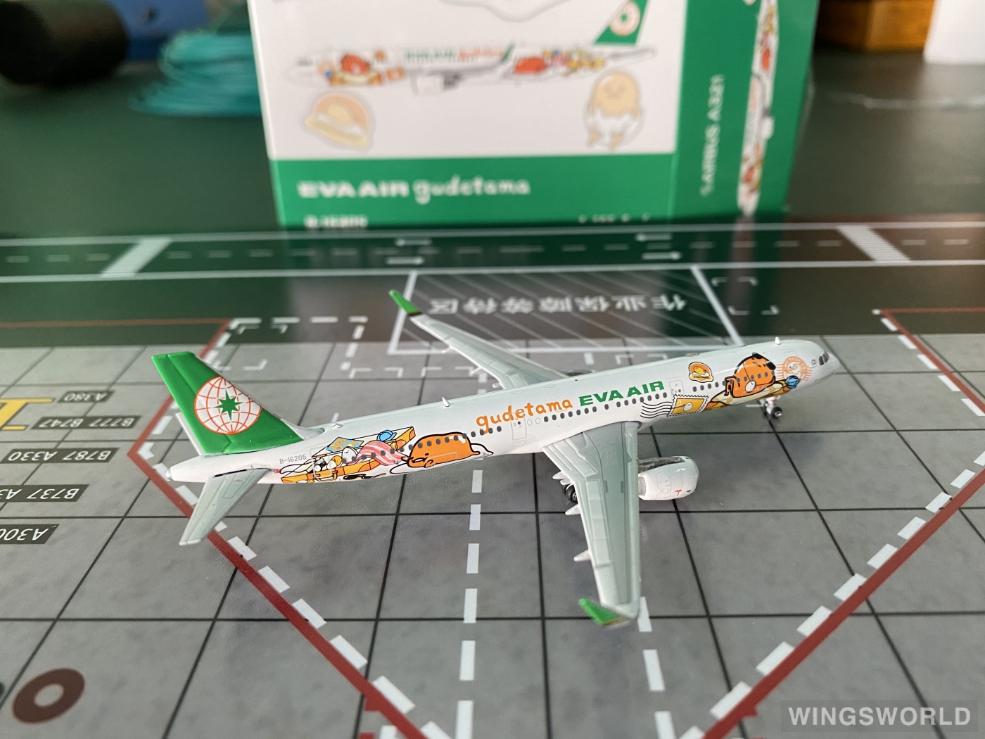 Phoenix 1:400 PH04120 EVA Air 长荣航空 Airbus A321 B-16205