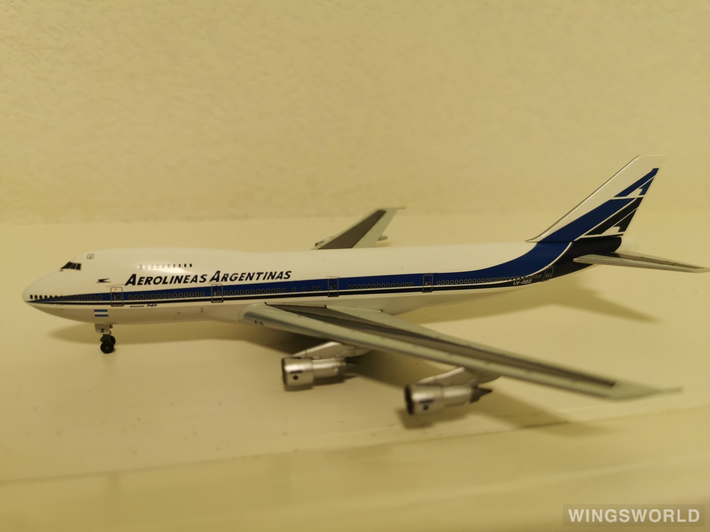 Dragon Models 1:400 55320 Aerolíneas Argentinas 阿根廷航空 Boeing 747-200 LV-OOZ