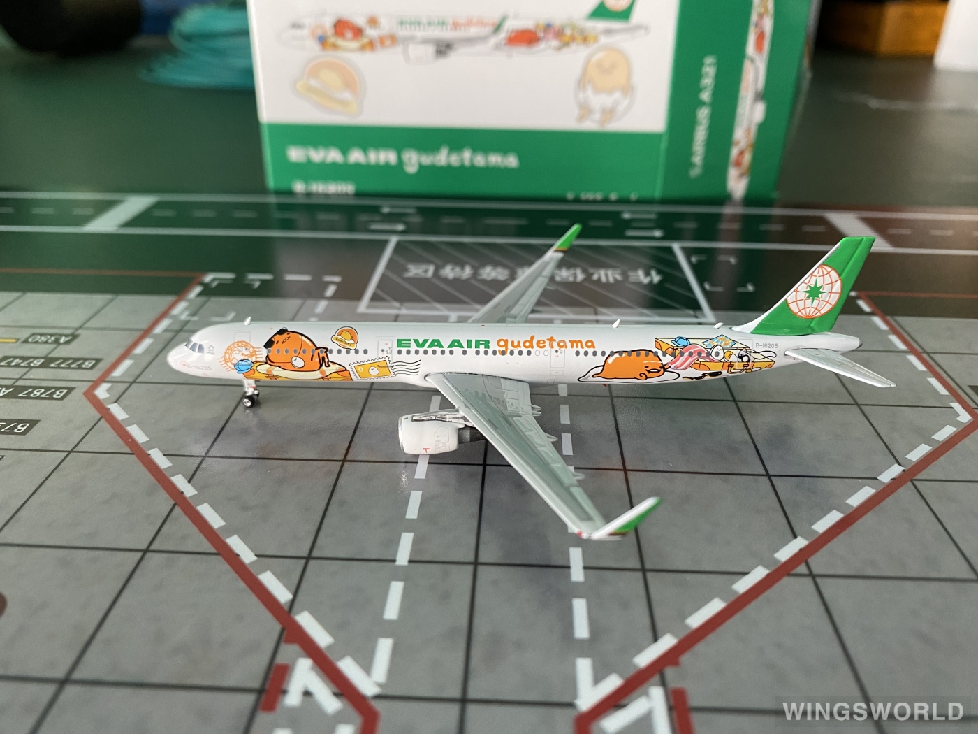 Phoenix 1:400 PH04120 EVA Air 长荣航空 Airbus A321 B-16205