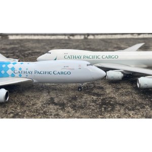 Cathay Pacific 国泰航空 Boeing 747-8F B-LJA 贸易家彩绘 PH4CPA679 Phoenix 1:400