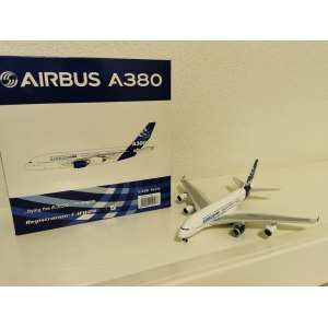 Airbus 空中客车 Airbus A380-800 F-WWOW FLYING THE A350 XWB ENGINE PH11253 Phoenix 1:400
