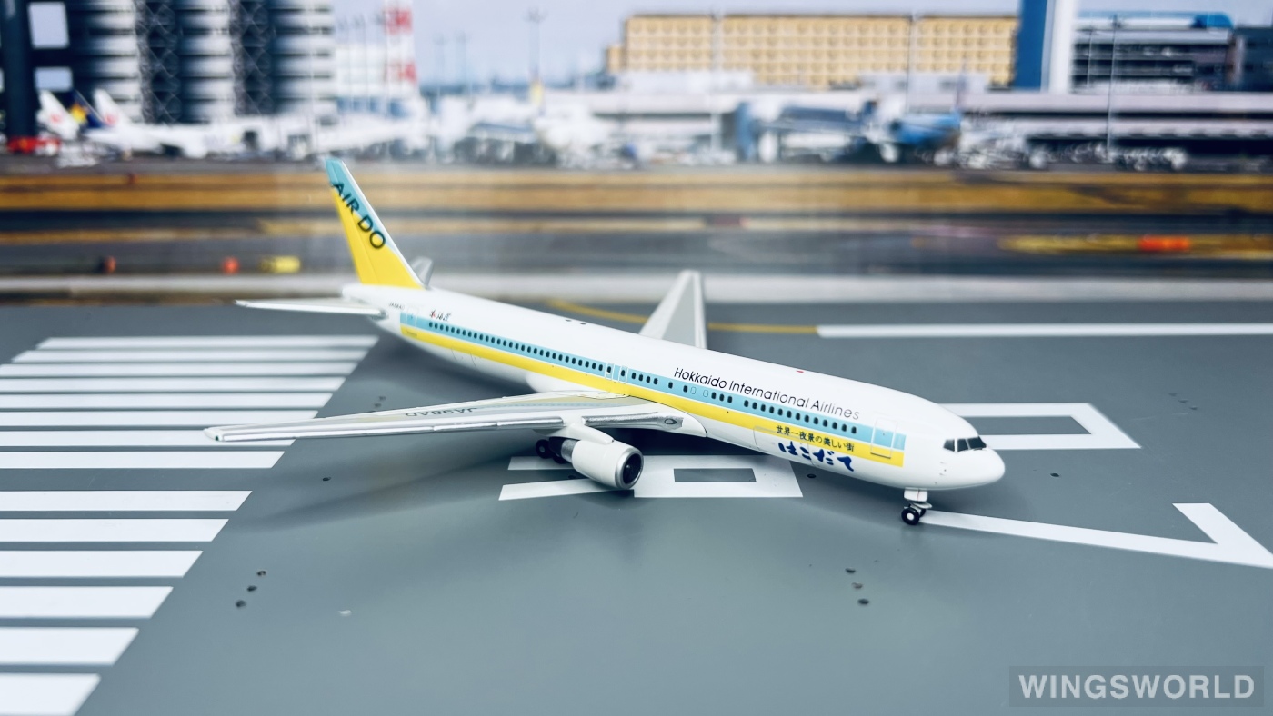 Geminijets 1:400 70738 Air Do 北海道国际航空 Boeing 767-300 JA98AD