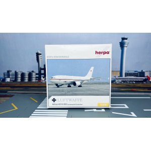 Luftwaffe 德国空军 Airbus A310-300 10+21  561242 Herpa 1:400