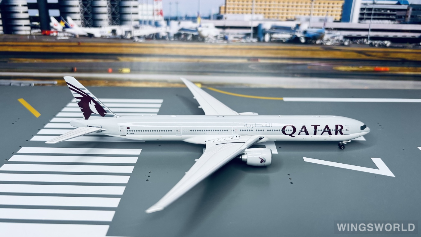 Phoenix 1:400 PH10888 Qatar 卡塔尔航空 Boeing 777-300 A7-BEA