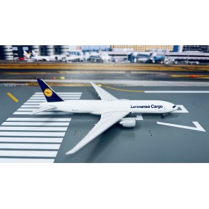Lufthansa 汉莎航空 Boeing 777F D-ALFA 1990s colors.  PH04045 Phoenix 1:400