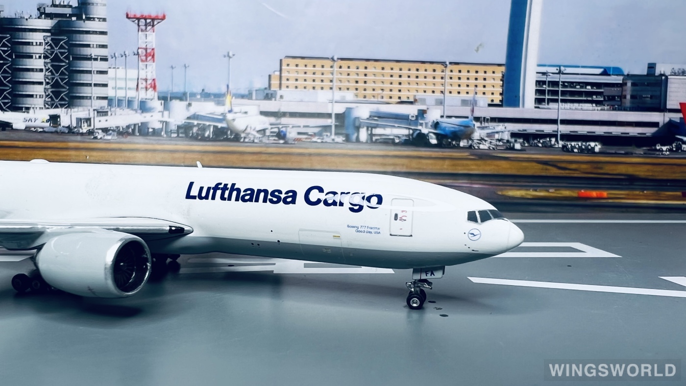 Phoenix 1:400 PH04045 Lufthansa 汉莎航空 Boeing 777F D-ALFA