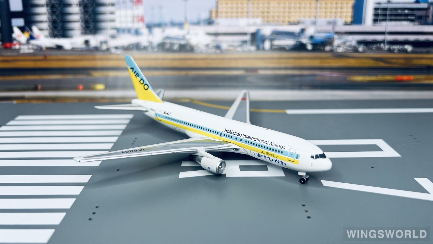 Geminijets 1:400 GJADO593 Air Do 北海道国际航空 Boeing 767-200 JA8251