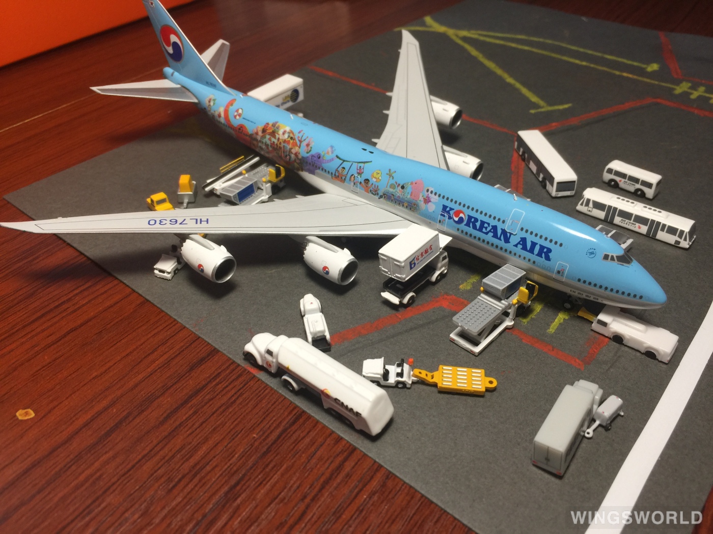JC Wings 1:400 EW4748001 Korean Air 大韩航空 Boeing 747-8i HL7630