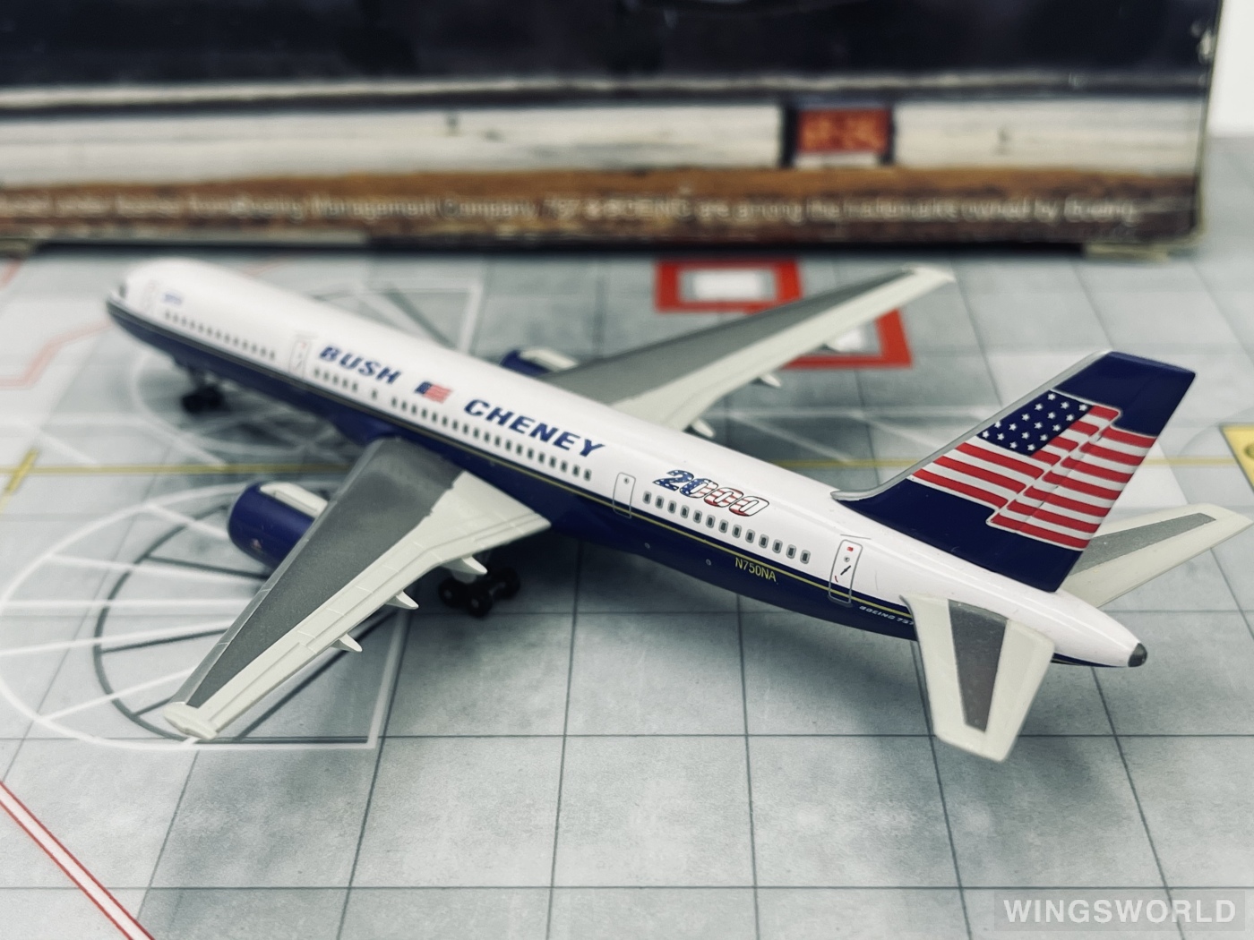 Dragon Models 1:400 55450 North American Airlines Boeing 757-200 N750NA