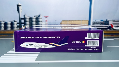 Aerotranscargo 泛航货运航空 Boeing 747-400 ER-BBE 襟翼向下版 LH4261A JC Wings 1:400