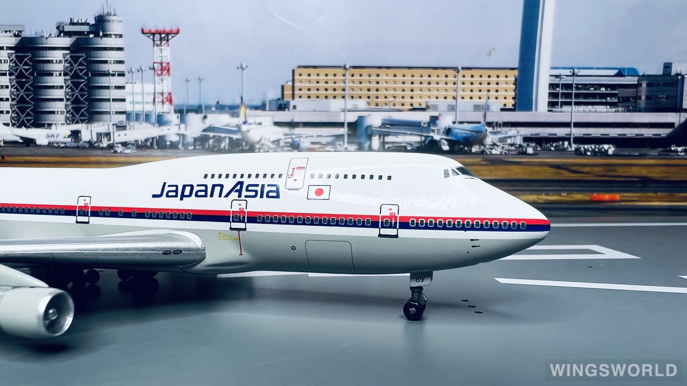 Dragon Models 1:400 56032 Japan Asia Airways 日本亚细亚航空 Boeing 747-300 JA8189