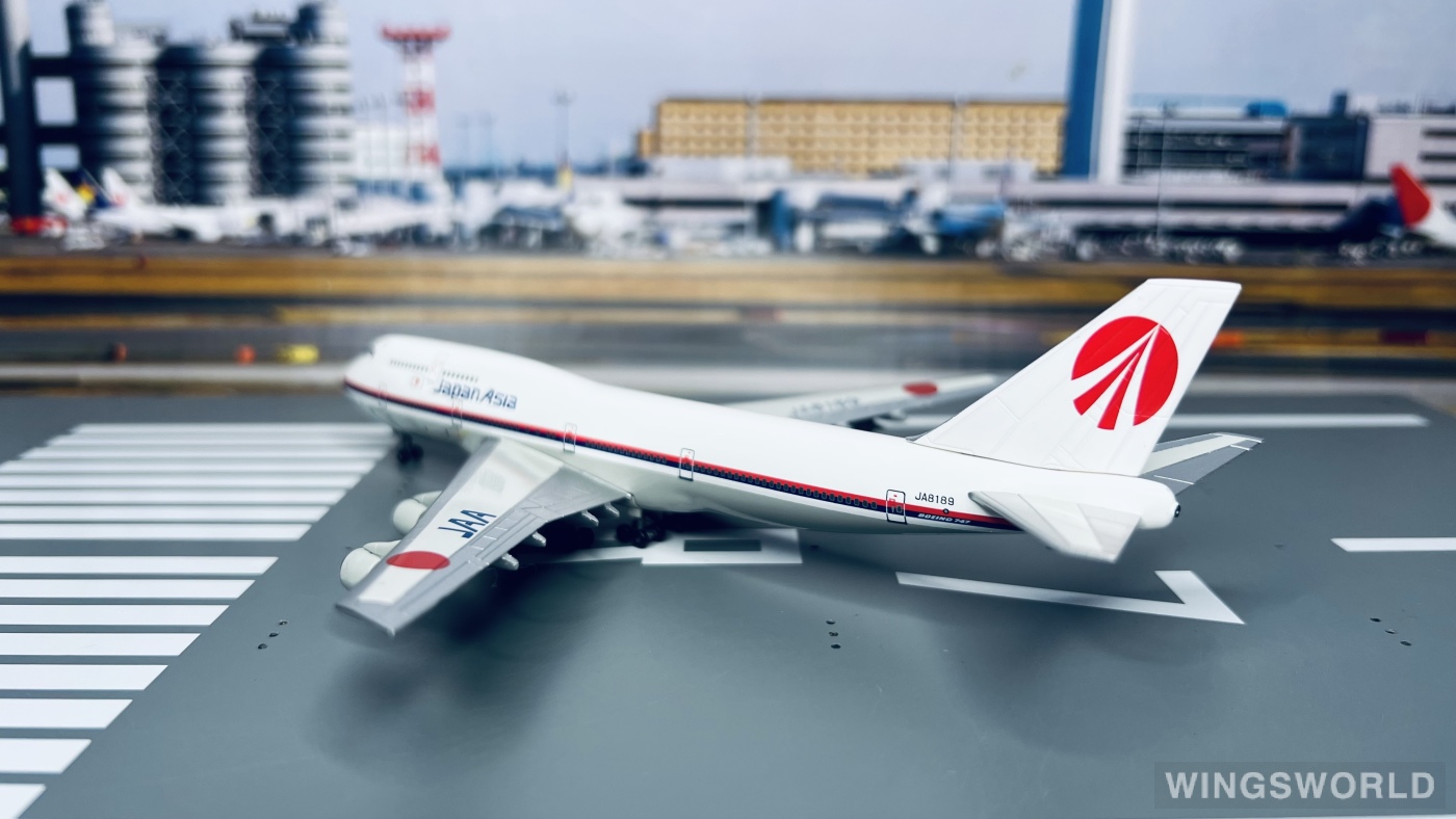 Dragon Models 1:400 56032 Japan Asia Airways 日本亚细亚航空 Boeing 747-300 JA8189