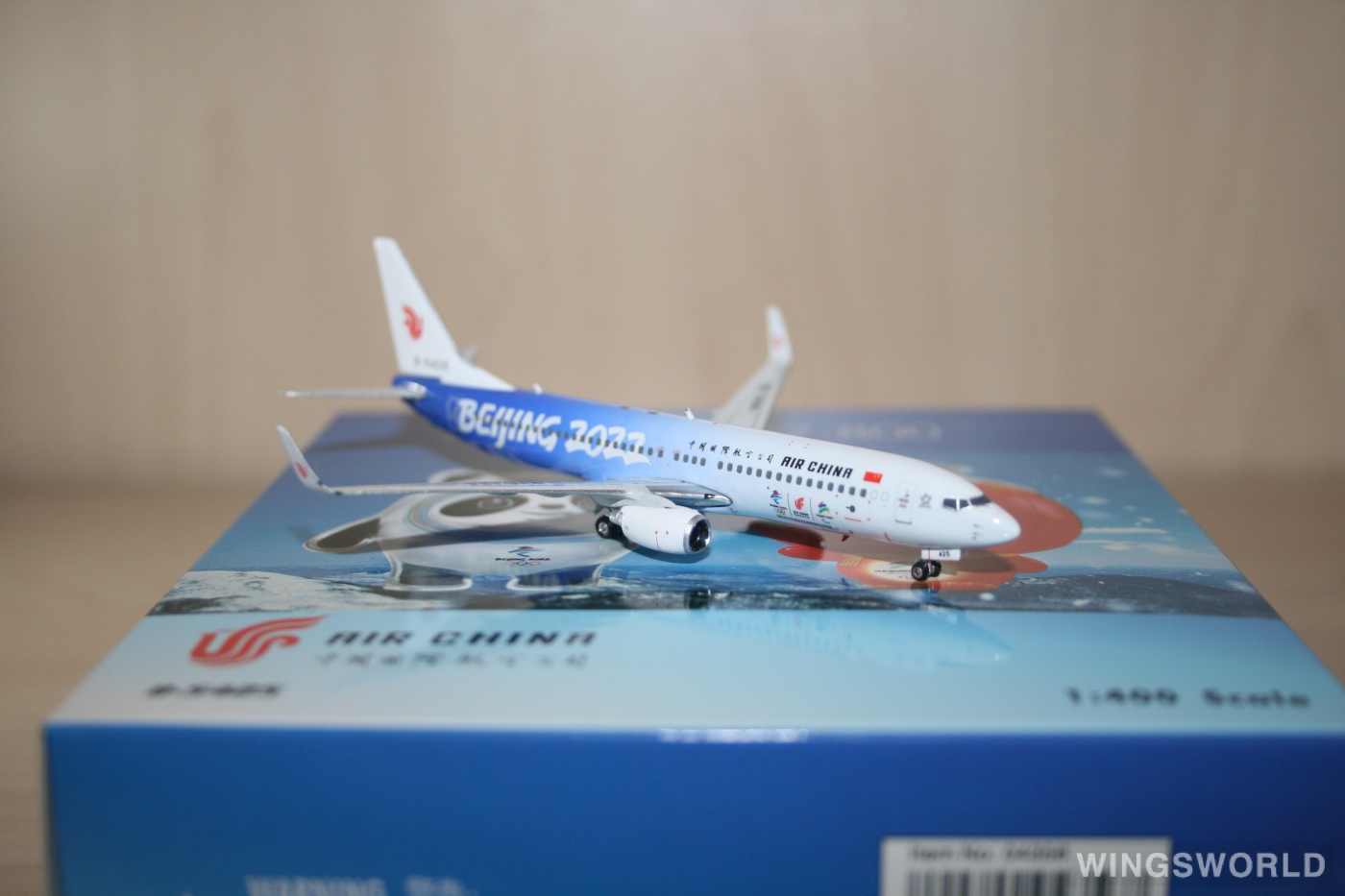 Phoenix 1:400 PH04356 Air China 中国国际航空 Boeing 737-800 B-5425