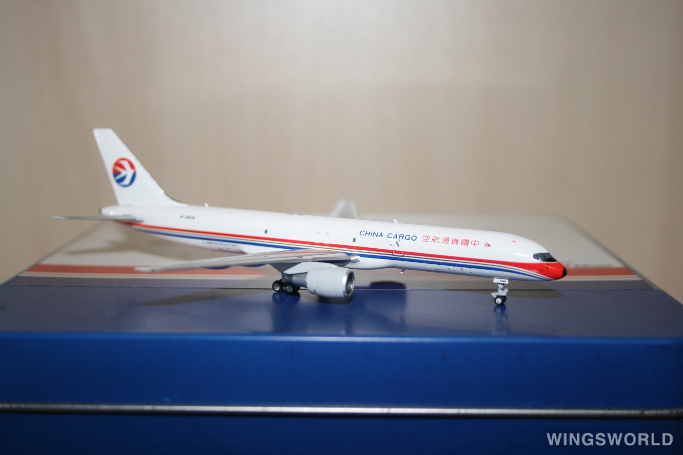 NGmodels 1:400 NG53006 China Cargo Airlines 中国货运航空 Boeing 757-200 B-2808