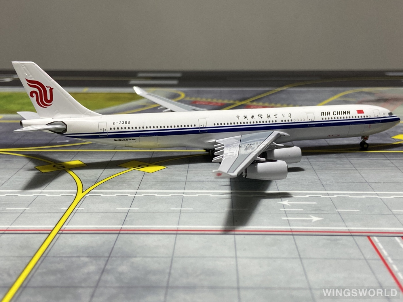 AeroClassics 1:400 AC4B2388 Air China 中国国际航空 Airbus A340-300 B-2388