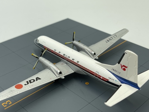 全日空商事1:200 NAMC YS-11 JDA 日本国内航空YS21127 JA8717 图片和 