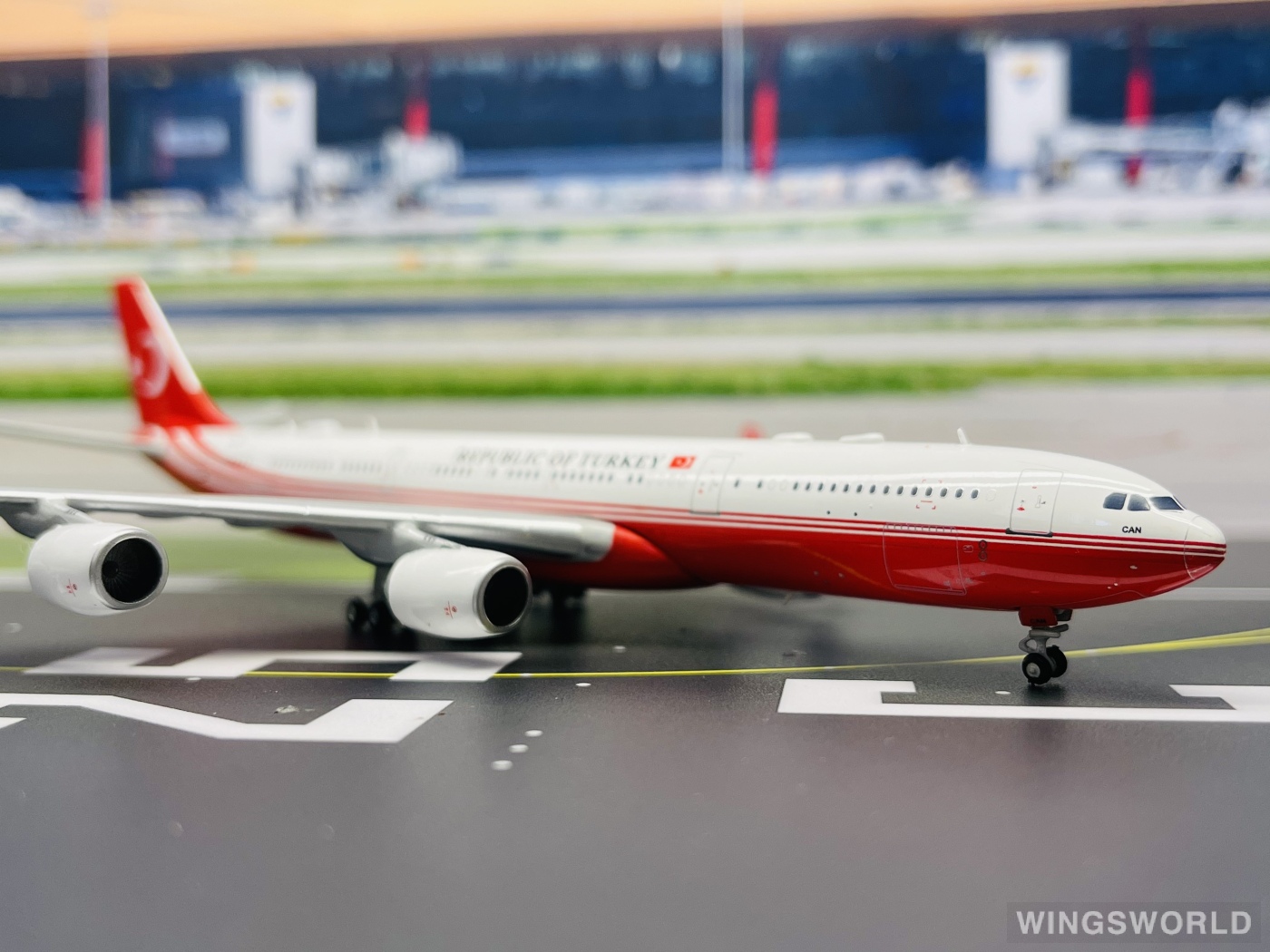 JC Wings 1:400 LH4064 Turkey Government 土耳其政府 Airbus A340-500 TC-CAN
