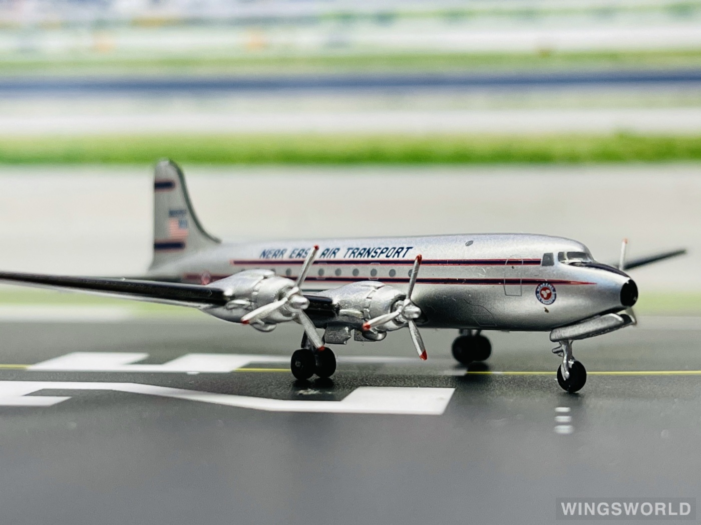 AeroClassics 1:400 AC4N66756 Alaska Airlines 阿拉斯加航空 Douglas DC-4 N66756