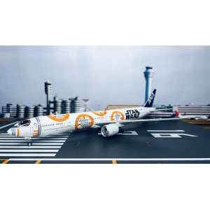 ANA 全日空 Boeing 777-300ER JA789A BB-8 星球大战 WB2010 Aviation200 1:200